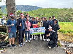 LINE_ALBUM_113.12.13池上農會X池上青農 聖誕送暖 溫暖同行 公益活動_241213_47